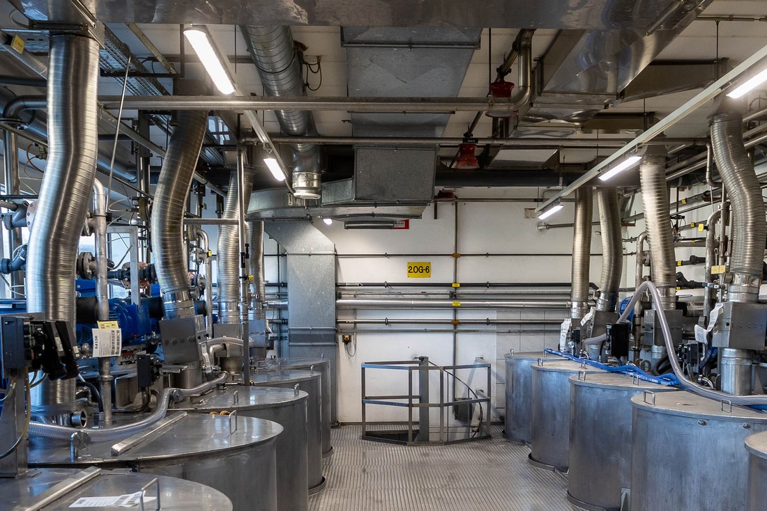 Innenansicht einer chemischen Fabrik