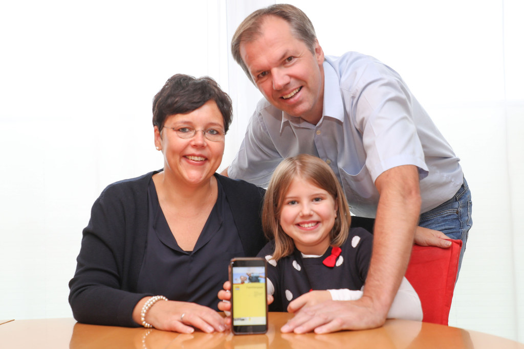Familie mit Mutter, Vater und Kind